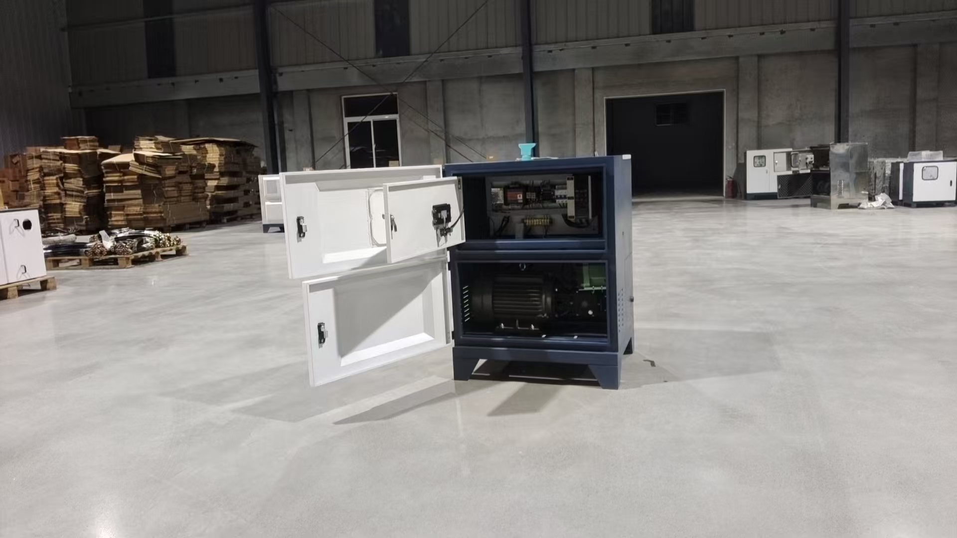 High-pressure Spray Fogging System for Forest Environment