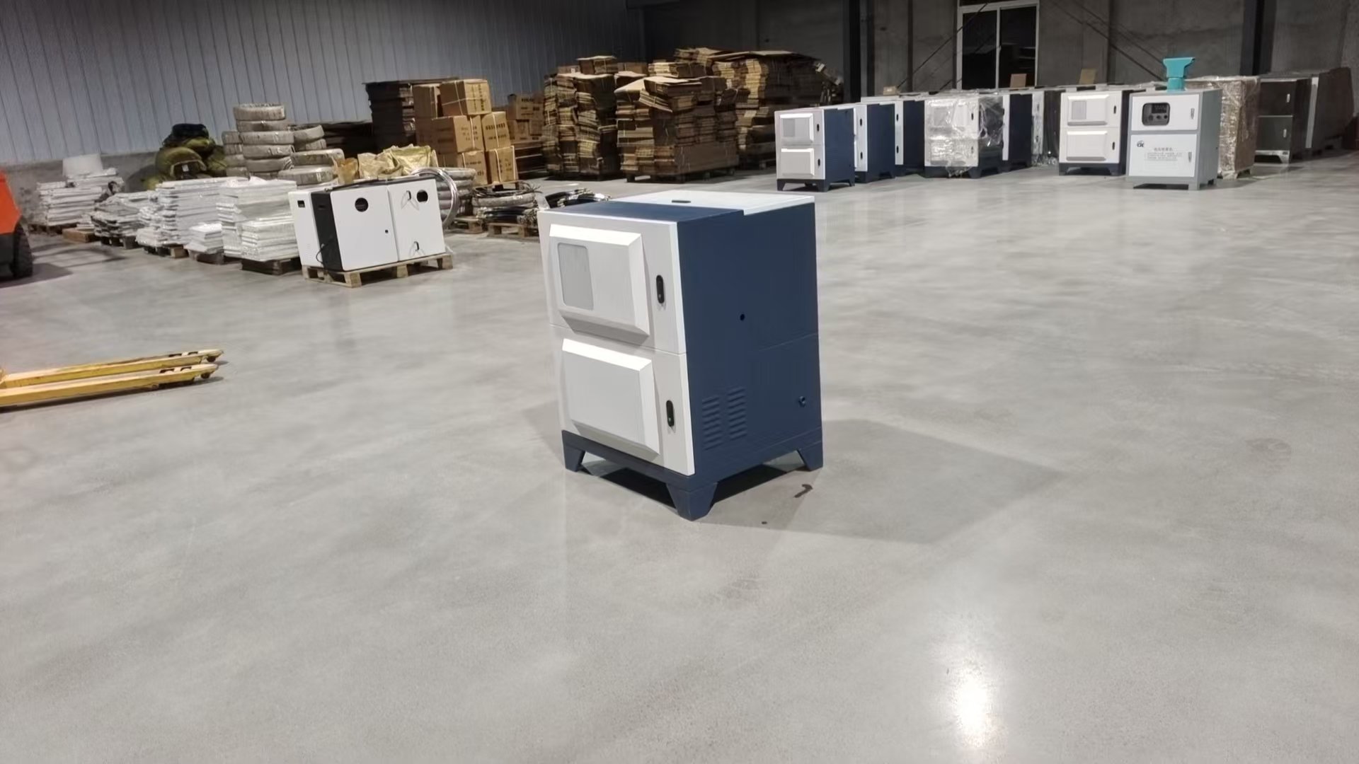 High-pressure Spray Fogging System for Forest Environment